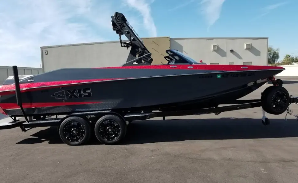 Axis boat — professional detail